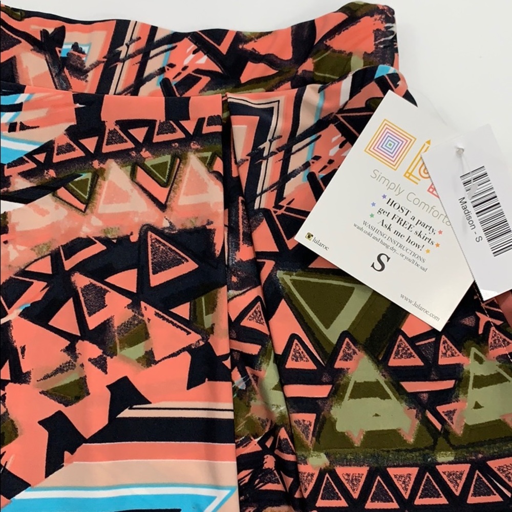 LuLaRoe Madison skirt – S NWT
